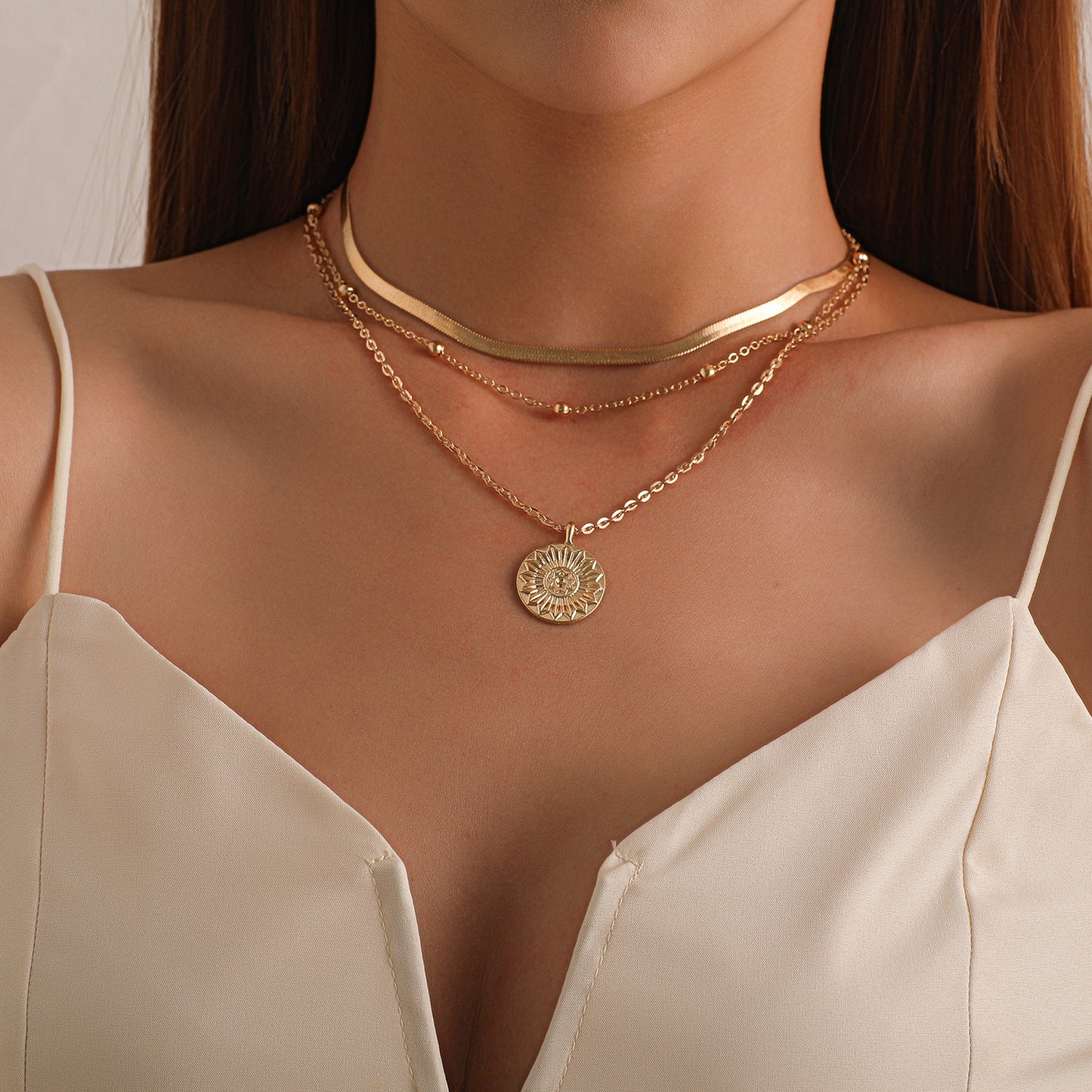 Golden elegance necklace