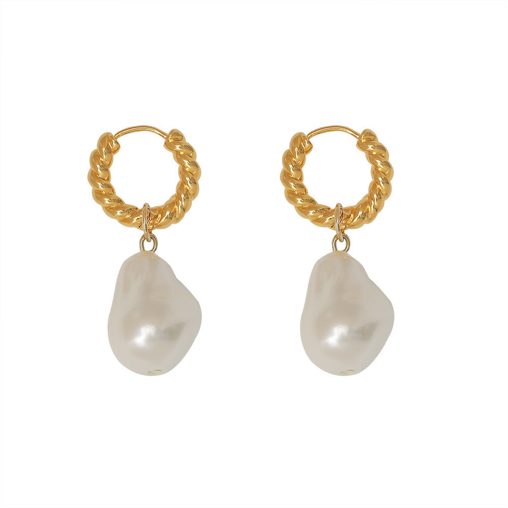 Classic Pearl Earrings